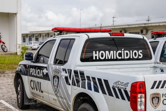 Adolescente de 15 anos é suspeito de homicídio em campo de futebol de Patos, informa delegado