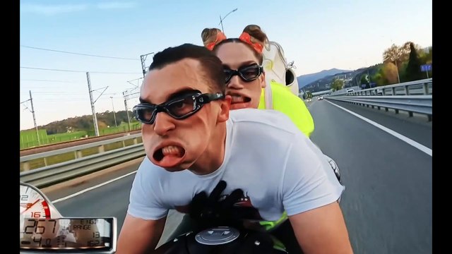 Bikers Experience High Speed Without Helmets