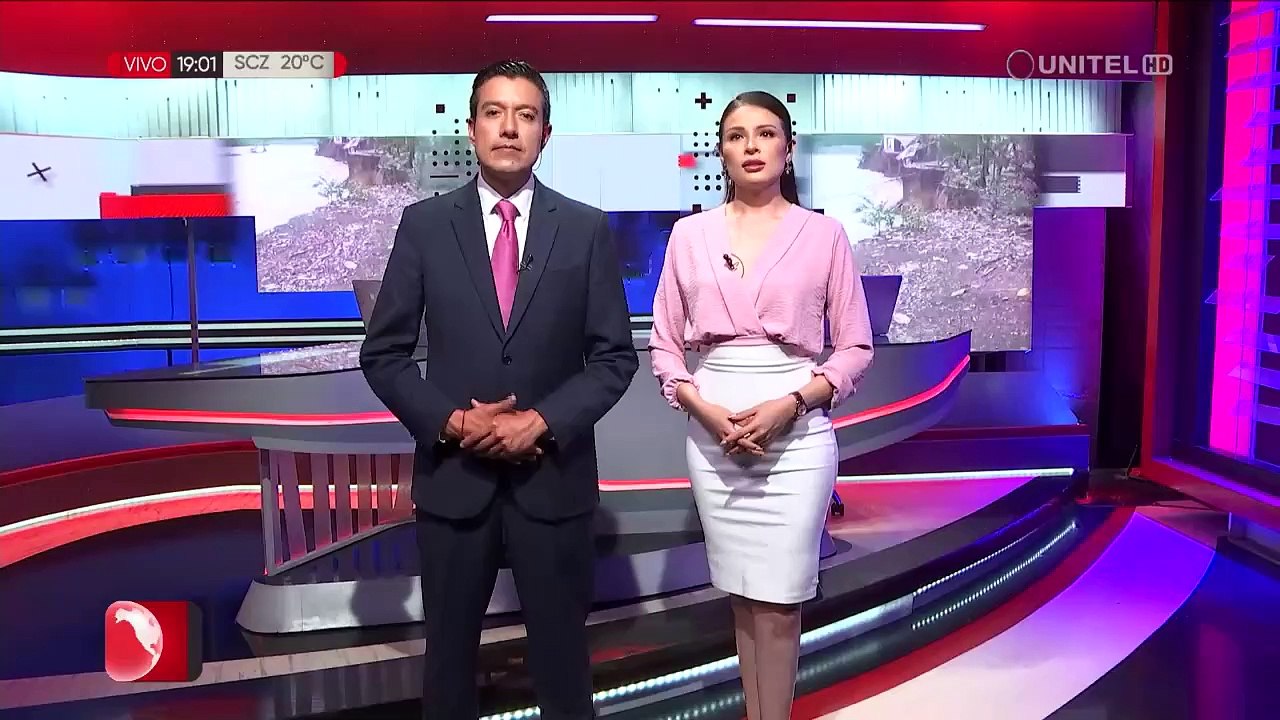 Dirigentes del Transporte Libre del Trópico de Cochabamba instruyen a todos sus sectores afiliados a masificar los puntos de bloqueo en cuatro sectores desde las cero horas de este martes. #Cochabamba  #BloqueosenTrópico  #UNITEL