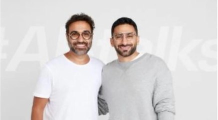 أنس بوخش لأحمد فهمي: أنا لا أعرفك والأخير: ليه ما بتتفرجش على تلفزيون؟