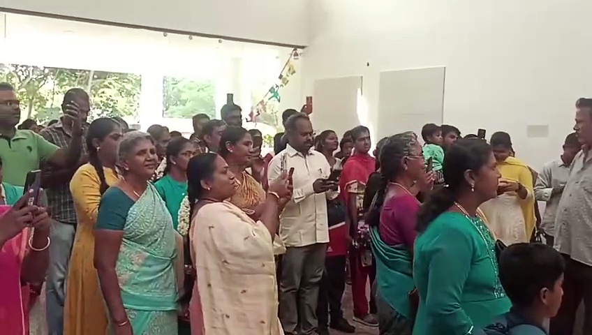 Robotic Exhibition: உடுமலையில் முதல்முறையாக நடத்தப்பட்ட ரோபோ கண்காட்சி; வியந்து பார்த்த பள்ளி மாணவர்கள்