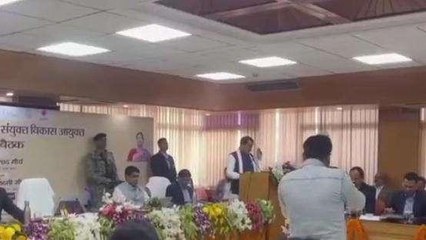 लखनऊः डिप्टी सीएम ने ग्राम विकास अधिकारियों के साथ की बैठक, दिए जरूरी दिशा निर्देश