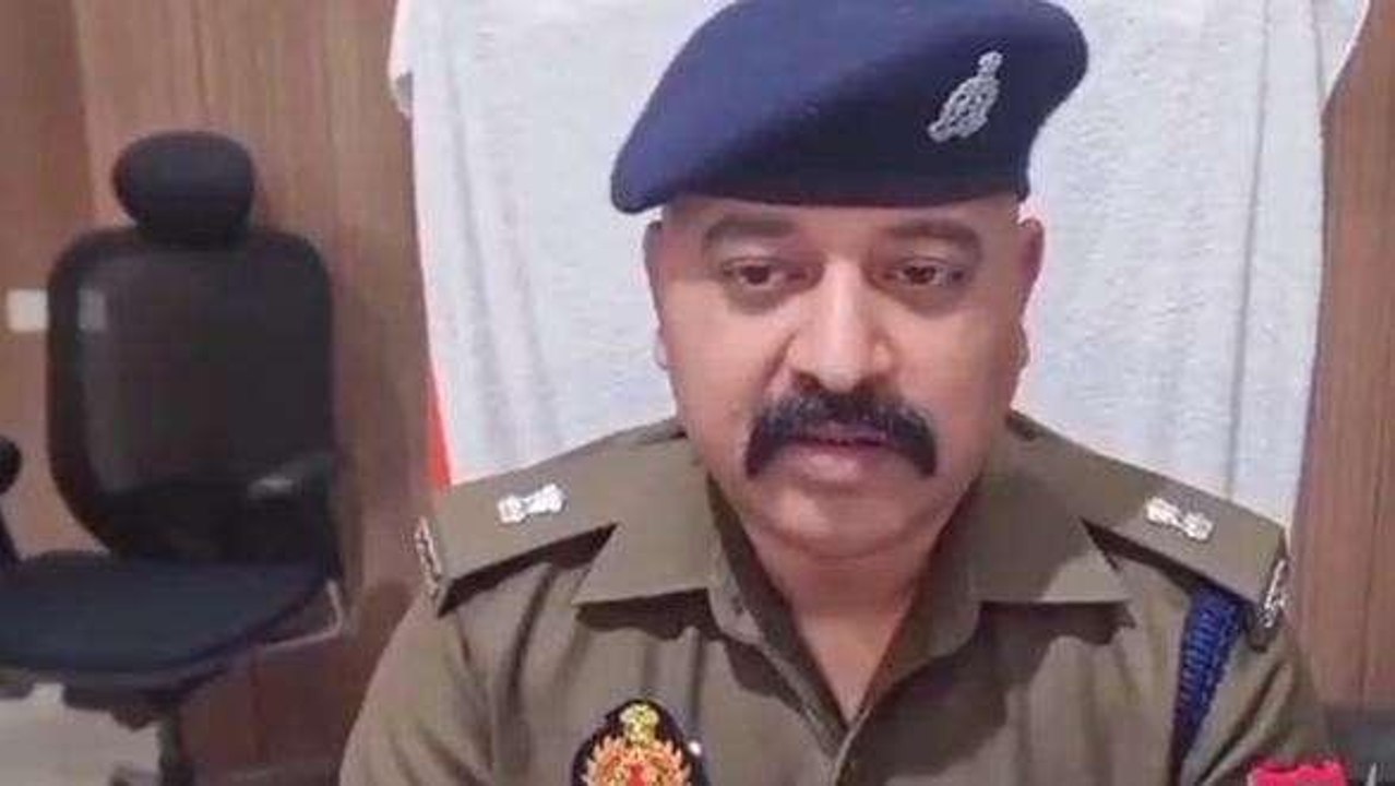 हरदोई: इंस्टाग्राम पर अभद्र टिप्पणी के विरोध में गर्भवती महिला व उसके परिजनों को पीटा