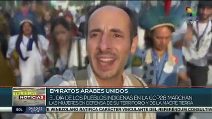 Mujeres indígenas marchan en defensa de la madre tierra