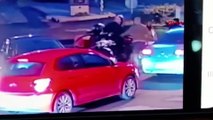 Beşiktaş'ta trafikte silahlı tartışma kamerada