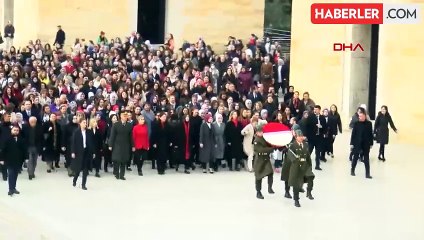 Aile ve Sosyal Hizmetler Bakanı Anıtkabir'i Ziyaret Etti