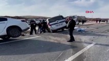 Siirt'te 3 aracın karıştığı kazada TIR şoförü öldü