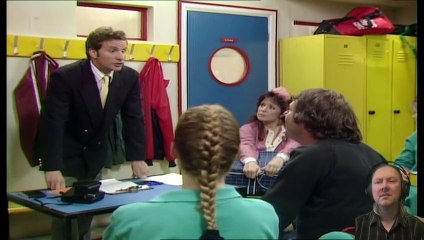 SerenitySoloReacts to The Brittas Empire | Series 1 Episode 5