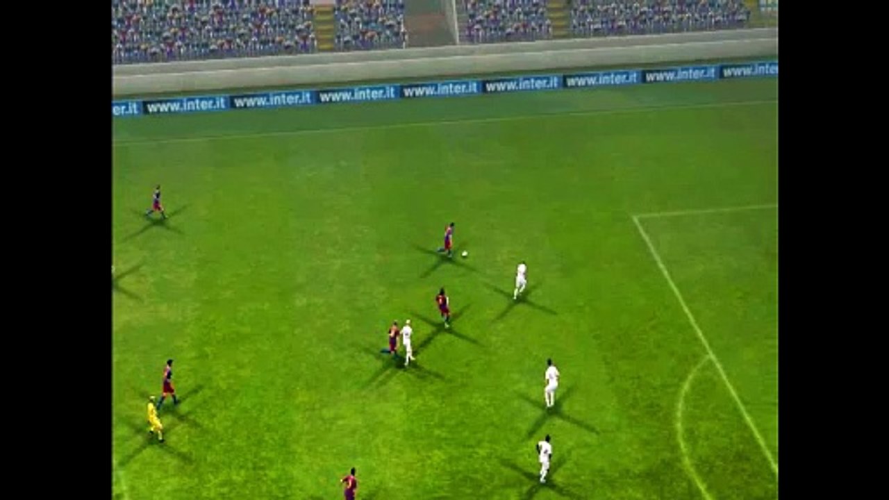 Leo Messi | An amazing scissor kick goal in the air | PES