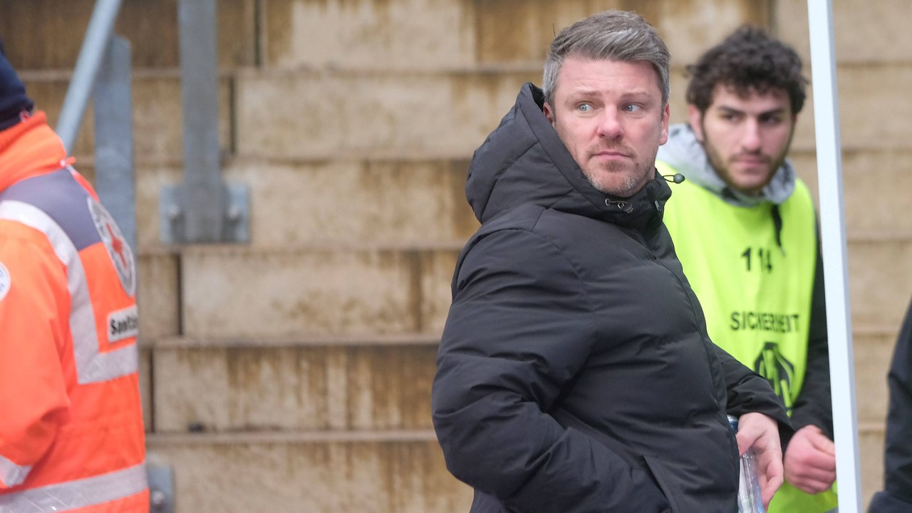 Kwasniok über mögliche Mittel gegen Bayer: 'Nettospielzeit gering halten'