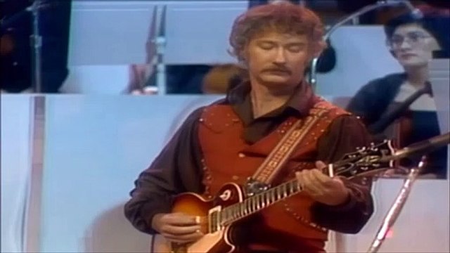 LORETTA LYNN — They Don't Make 'Em Like My Daddy | from LORETTA LYNN: Country Feelings – Live