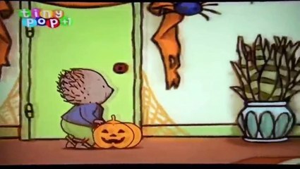 NELLY AND CAESAR - HALLOWEEN MYSTERY