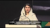 Malala alle celebrazioni per Mandela: i talebani hanno reso illegale l'adolescenza