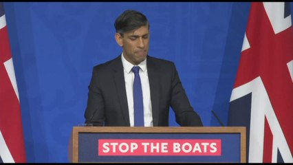 Migranti, Sunak: "Non lascerò Corte europea bloccare voli in Ruanda"