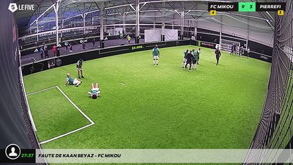Faute de Kaan BEYAZ - FC MIKOU