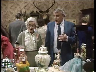 Never the Twain (1981) - S02E05 - If You Knew Susan