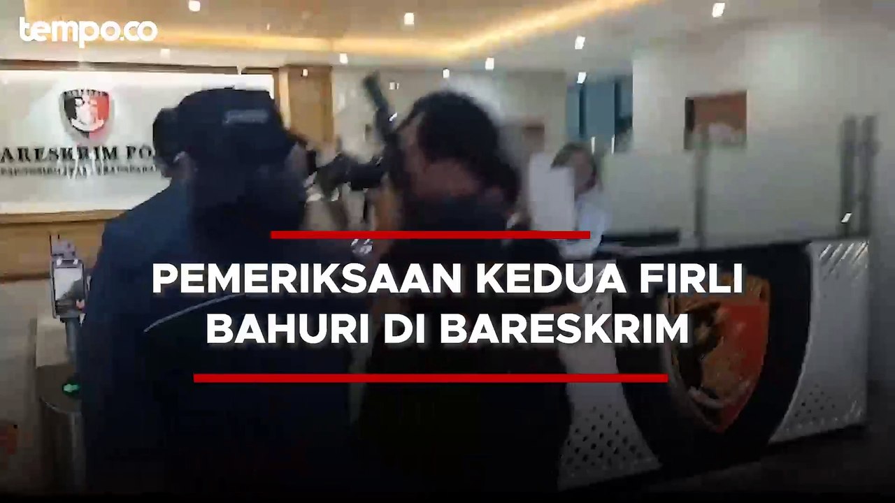 Firli Bahuri Tiba di Bareskrim, Diam saat Ditanya dan Tampak Terburu-buru