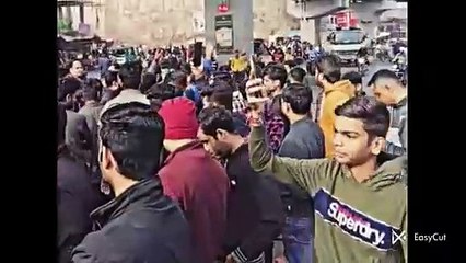 अपराधियों के घरों प बुलडोजर चलाने की मांग