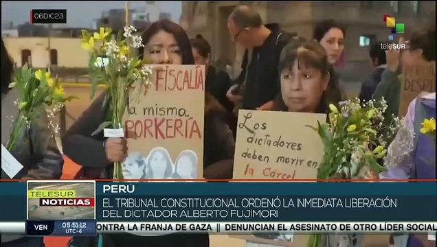 Familiares de víctimas de la dictadura protestan contra la liberación de Alberto Fujimori