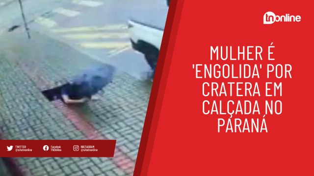 Mulher é 'engolida' por cratera em calçada no Paraná; veja flagrante