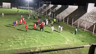 Incidentes después de un partido de inferiores de la Liga Tucumana entre Sportivo Guzmán y Atlético Tucumán