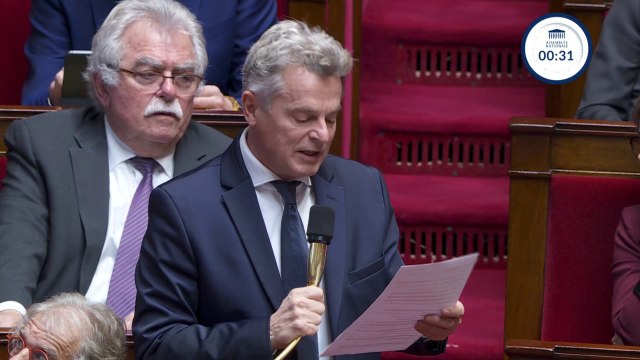 Attribution du chèque-énergie: Les locataires des HLM qui le reçoivent n'ont pas le droit de l'utiliser pour payer leur facture, c'est une aberration , affirme Fabien Roussel (GDR)