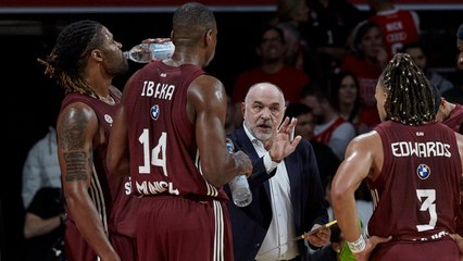 Laso adelt Ibaka: "Er stemmt gerade Gewichte"