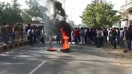 गोगामेड़ी हत्याकांड: शेखावाटी में तीनों जिले बंद, प्रदर्शनकारियों की व्यापारियों से हुई झड़प