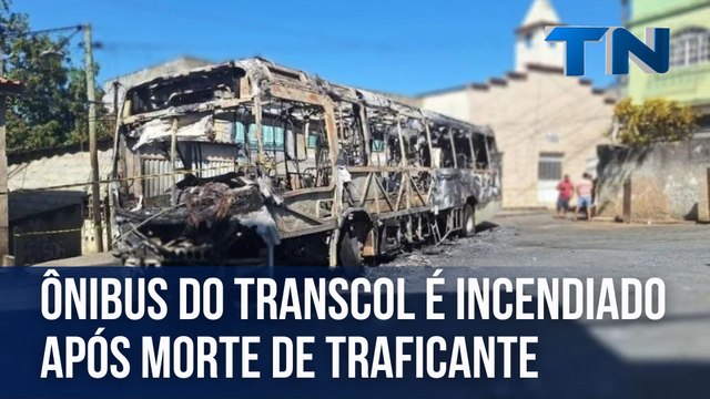 Ônibus do Transcol é incendiado após morte de traficante na Grande Vitória