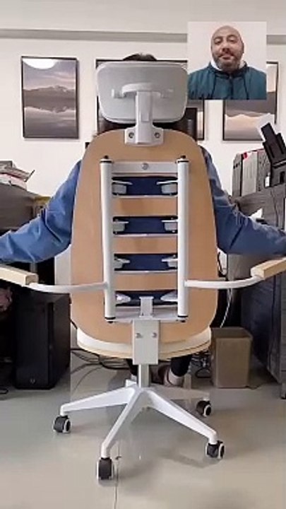 Manual massage chair