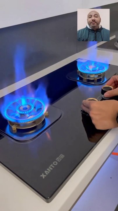 Flat gas stove