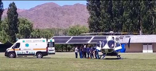 Traslado de la mujer en helicóptero.