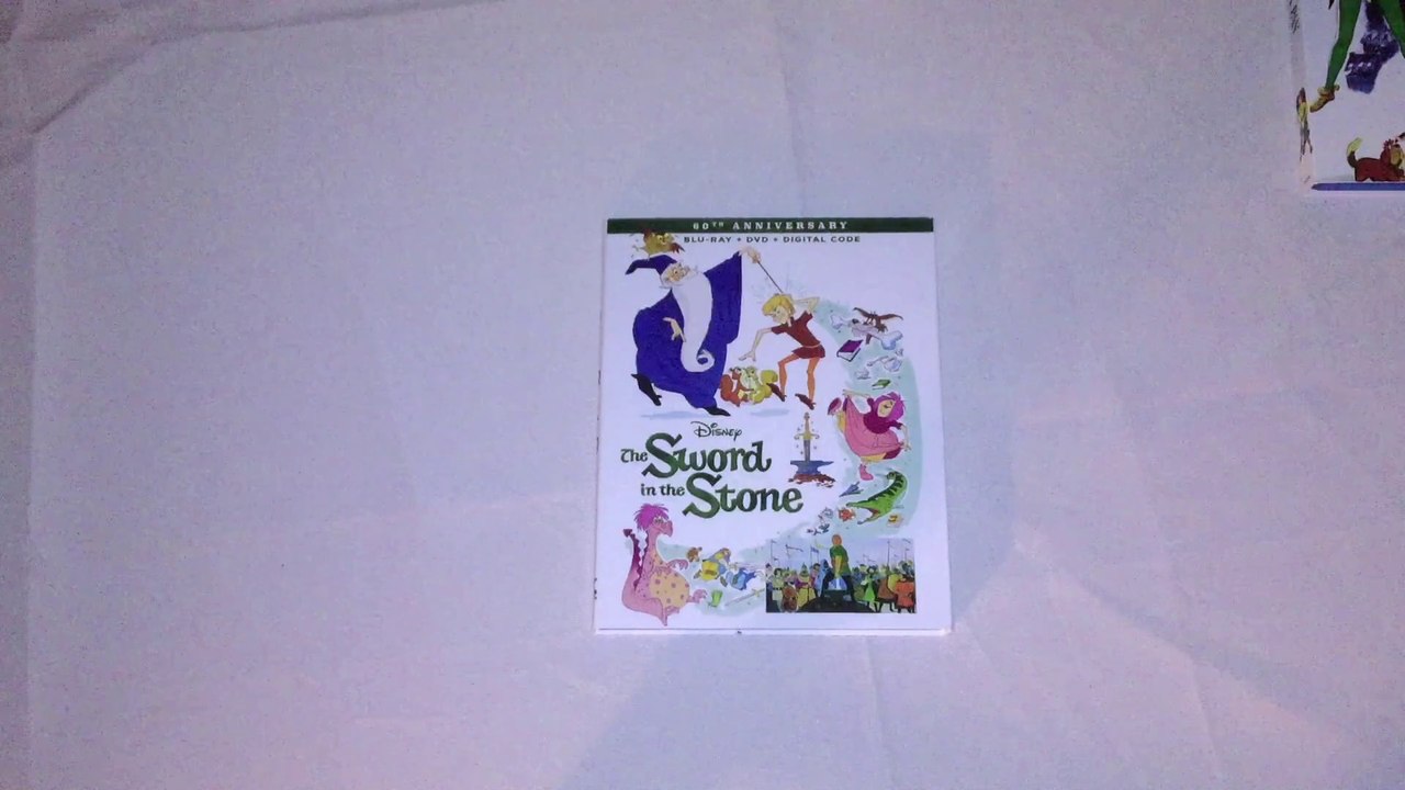 The Sword in the Stone 60th Anniversary Edition Blu-Ray/DVD/Digital HD Unboxing