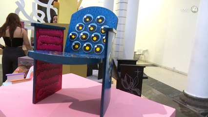 Exhiben butacas intervenidas de los Premios del Público a lo Mejor del Teatro