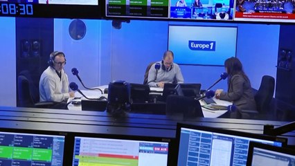 Surf aux JO-2024 : corail brisé, travaux suspendus, polémique autour de la tour des juges
