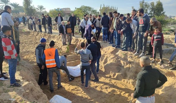 İsrail Gazze’de mülteci kamplarını vurdu: 23 ölü