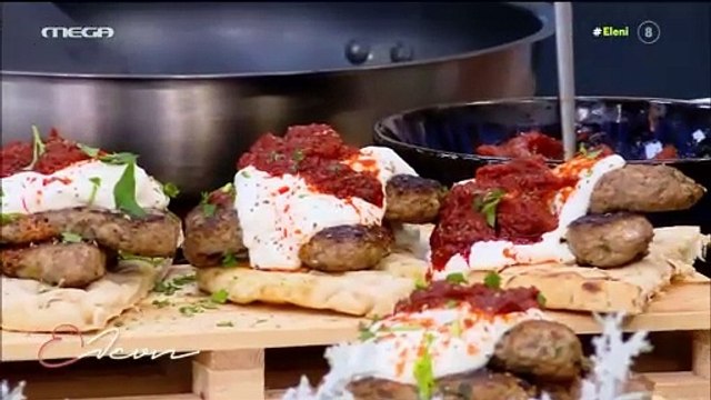 Μενεγάκη: «Επιτέλους μπήκα στη φούστα που ήθελα, δεν σπάει το κουμπί» - Η εντυπωσιακή εμφάνισή της