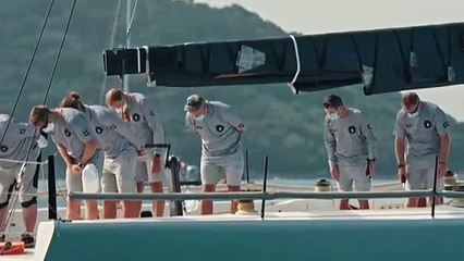 ชมภาพ พระราชินี ทรงฝึกซ้อมการแข่งขันเรือใบนานาชาติ “ภูเก็ตคิงส์คัพรีกัตต้า” ครั้งที่ 35