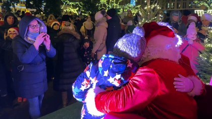 Mikołajki i świąteczna iluminacja na Placu Wolności we Włocławku