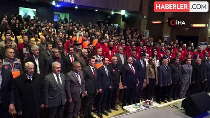 Vali Turan, 'Metsamor Nükleer Santrali' sorunu bitecek AFAD gönüllülerine yönelik program düzenlendi