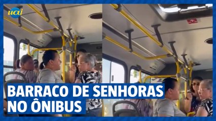 Barraco de senhoras no ônibus