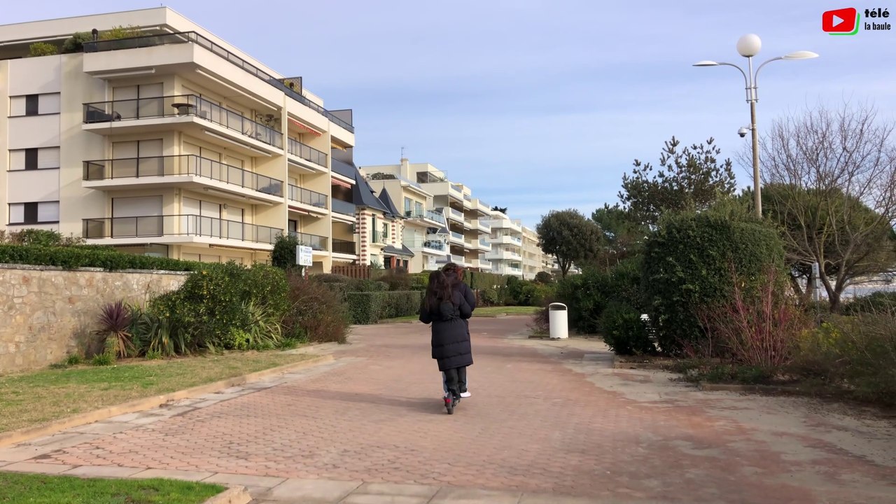 La Baule  |  Esplanade Benoit balade de Luxe  |  Télé La Baule