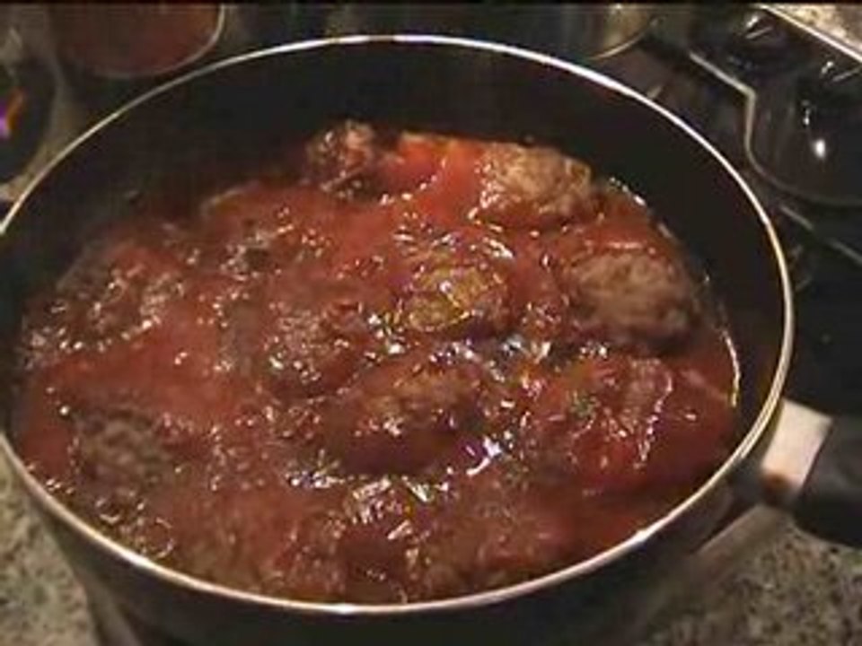 Meatballs in tomato sauce