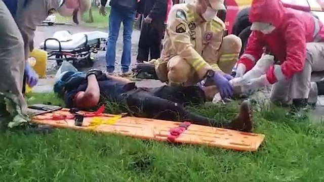 Motociclista fica ferido em acidente entre duas motos e Ford Ka no Alto Alegre