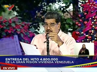 Jefe de Estado firma documento para la construcción de 500.000 viviendas en el 2024