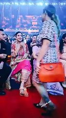 Trending Bollywood Song Lyrics 🎶 | Short & Catchy