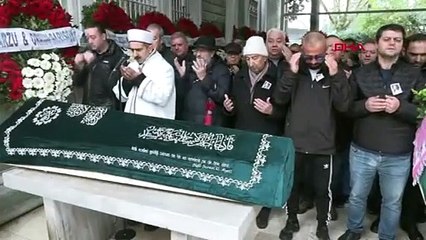 Le guitariste de rock turc Yalçınkaya Tümay a été expulsé pour son dernier voyage