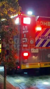 #Preliminar En la colonia El Cerrito de Tlaquepaque, bomberos municipales lograron sofocar un incendio al interior de una vivienda y rescataron a cuatro indigentes #GuardiaNocturna