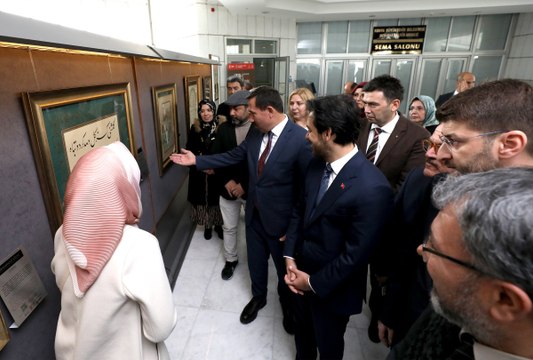 “Mesnevi’den Gelenekli İslam Sanatları Sergisi” açıldı