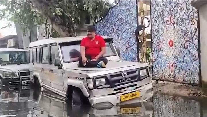 எல்லாத்துக்கும் அரசாங்கத்த குறை சொல்லக் கூடாது; வெள்ளம் பாதித்த மக்களுக்கு உதவ மன்சூர் அலிகான் கோரிக்கை